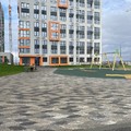 Скошеный шестиугольник  гранит серый, гранит черный, гранит серый с черным